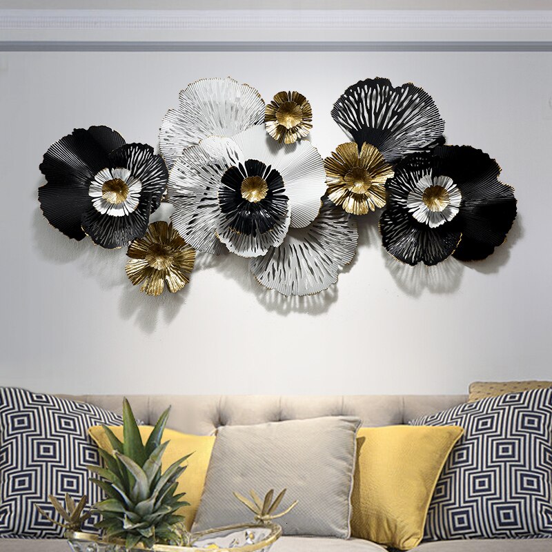 Black white Metal rose decor