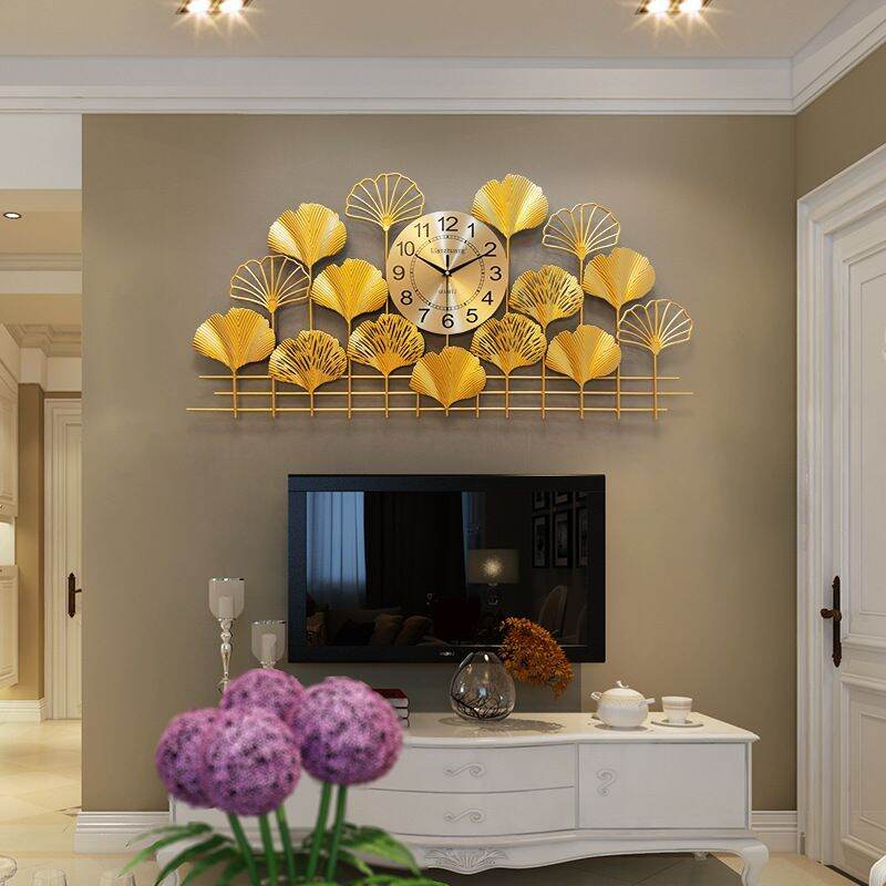 Golden leaves clock