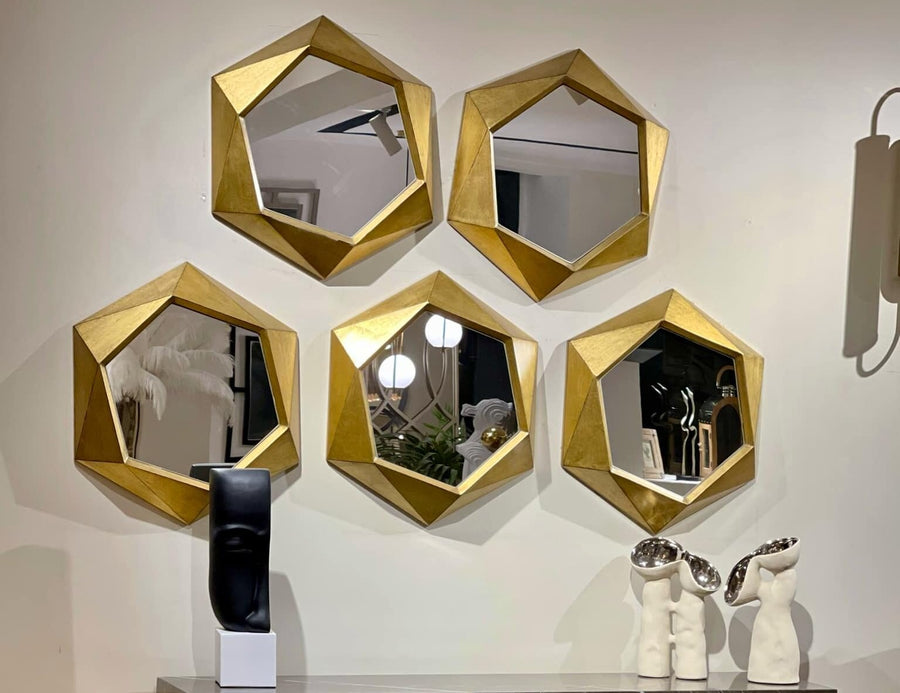 Diamond cluster mirror