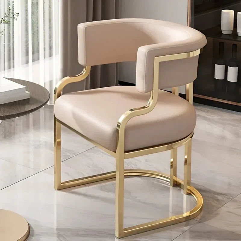 Chairs & Seating