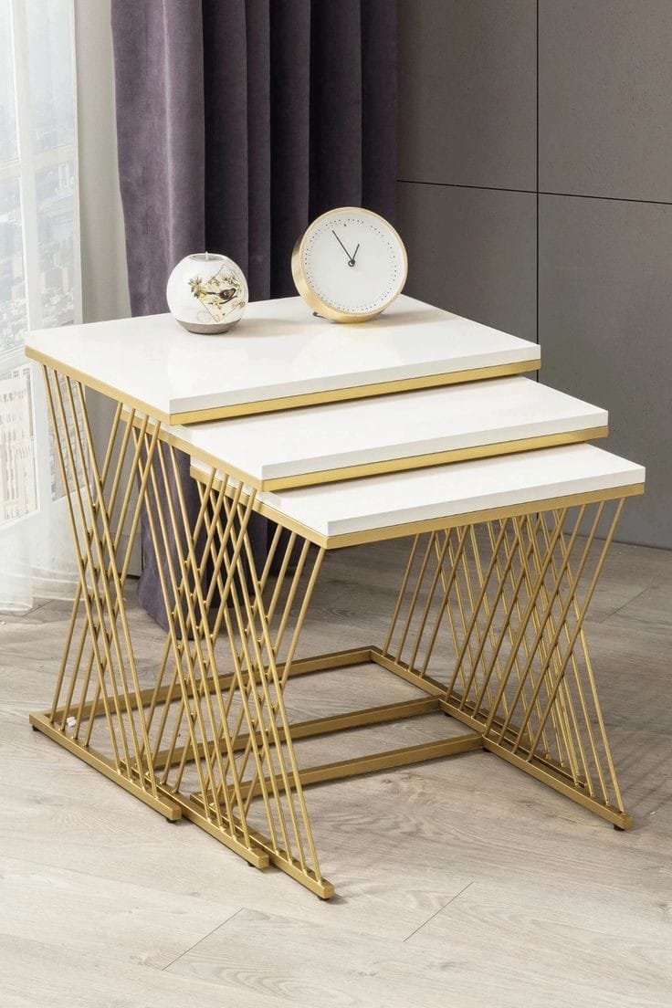 Nesting 3 side tables
