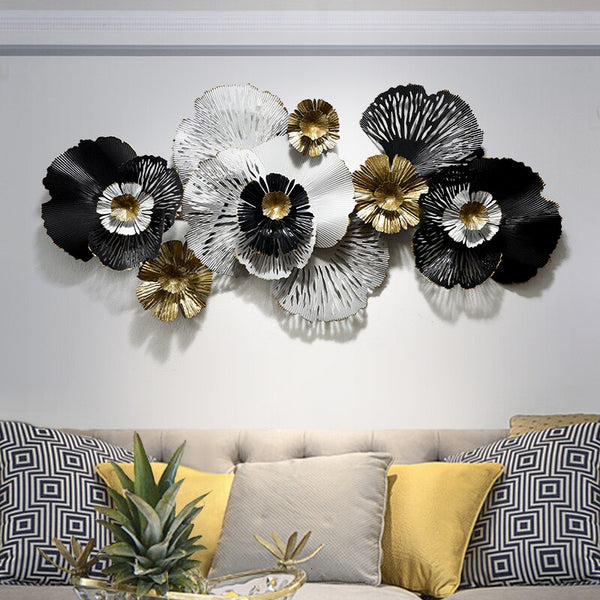 Black white Metal rose decor