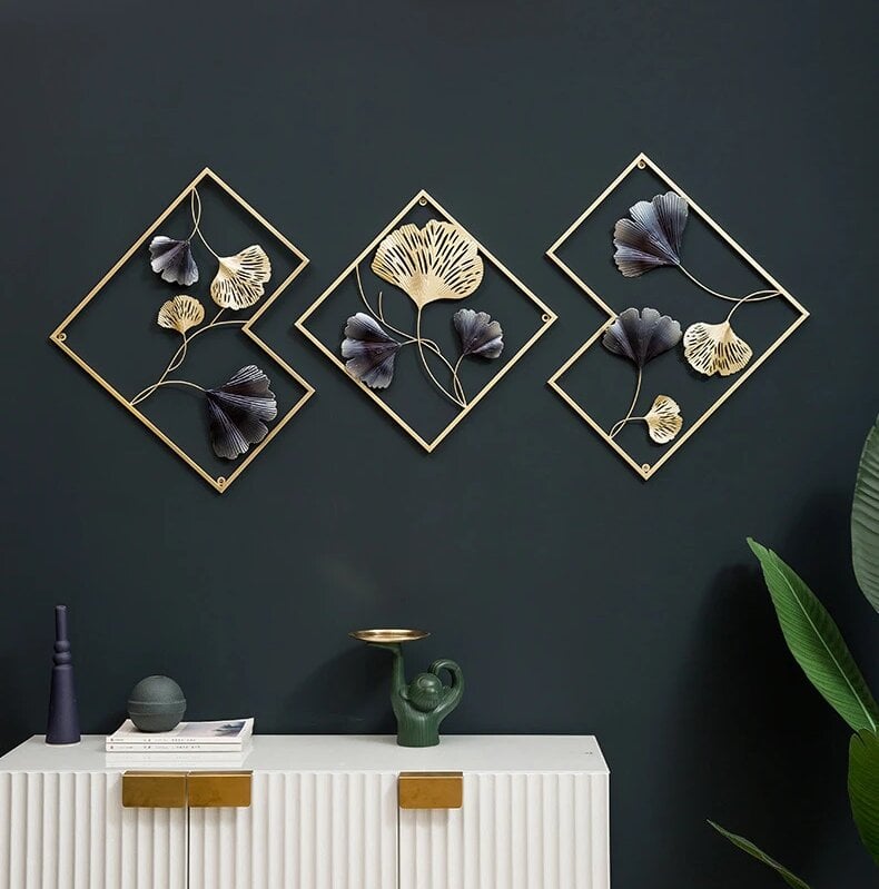 Metal wall decor floral frame