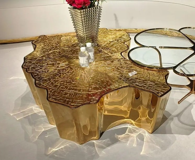 Metal tree table