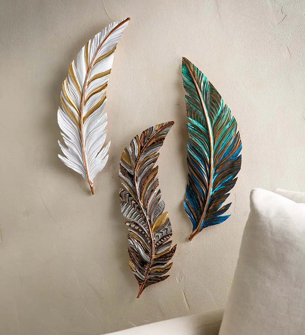 Metal feather wall decor